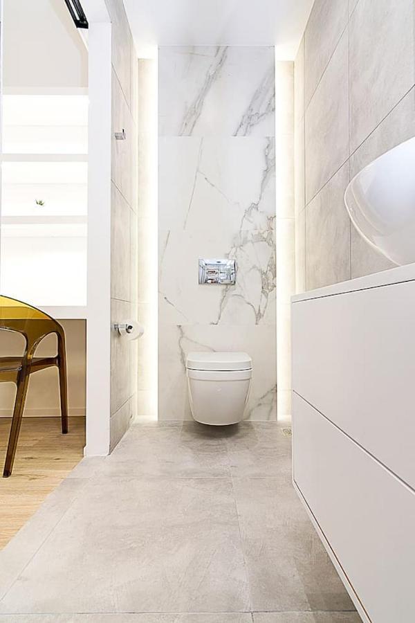 Appartement Brand New Flat For 4 Ppl Next To Syntagma Sq. à Athènes Extérieur photo